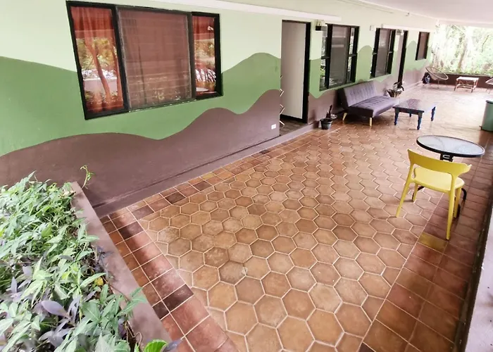 Hostal Casa Pura Vida Surf - Costa Rica
