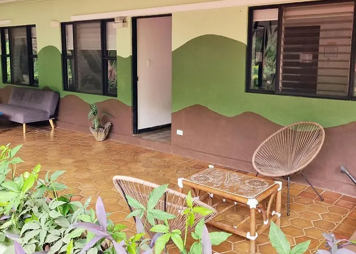 Casa Pura Vida Surf - Costa Rica Hostel