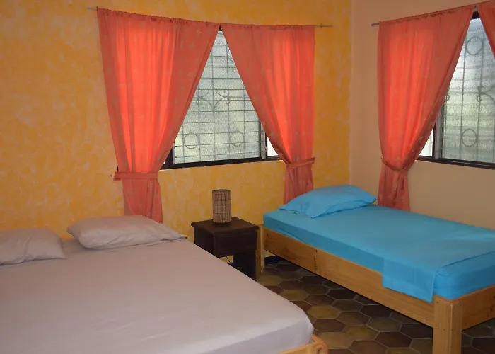 Hostel Casa Pura Vida Surf - Costa Rica