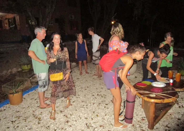 Casa Pura Vida Surf - Costa Rica Hostel Tamarindo