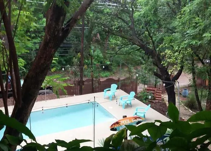 Casa Pura Vida Surf - Costa Rica Hostel *