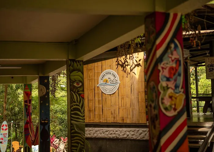 Casa Pura Vida Surf - Costa Rica Hostel Tamarindo